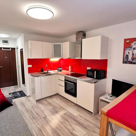 Apartment Studio My Residence In The City Center 류블랴나 외부 사진